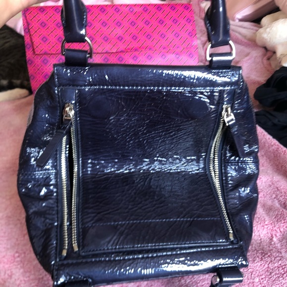 SOLD!!. Tory Burch Half-Moon Crossbody Bag - Picture 4 of 5